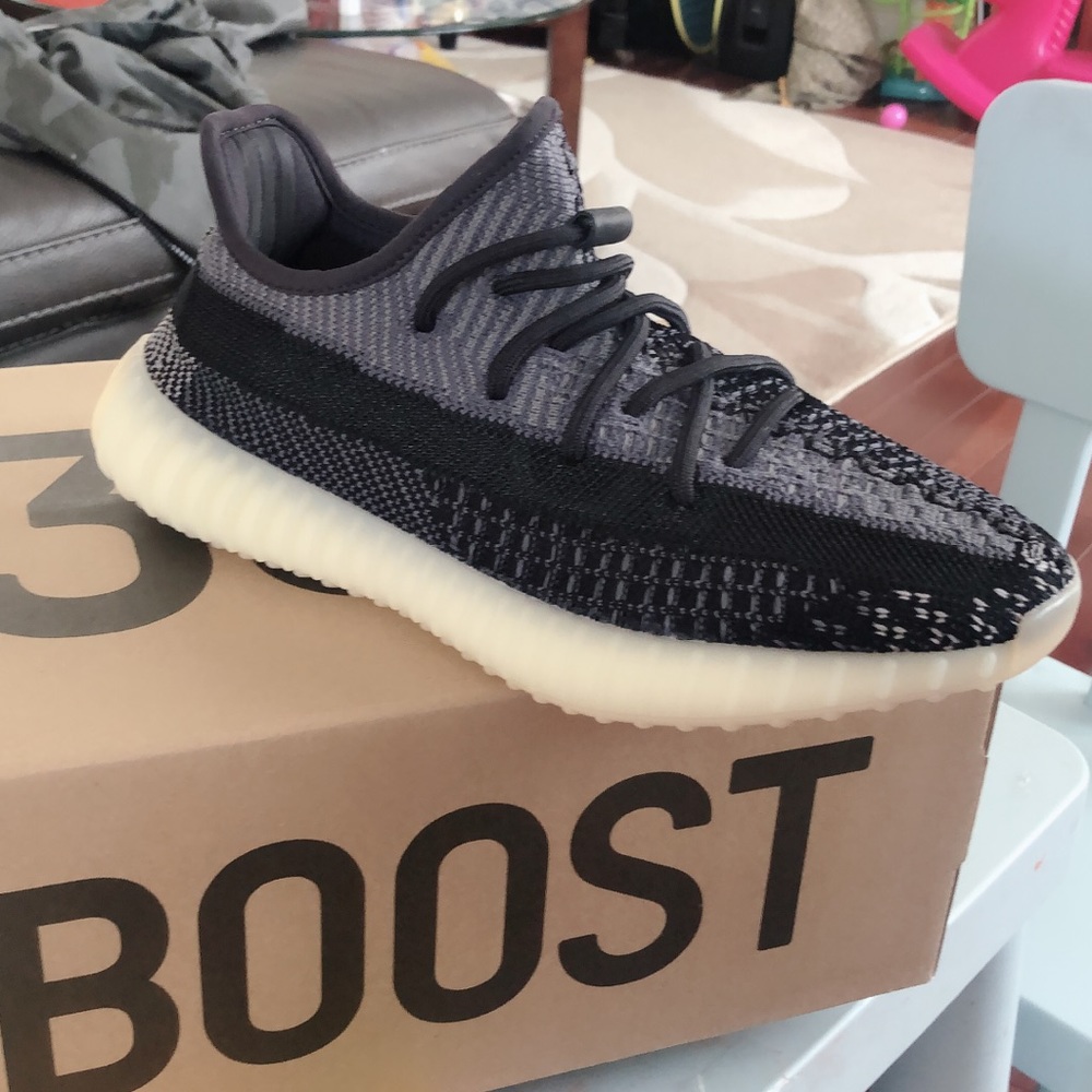 Adidas yezzy